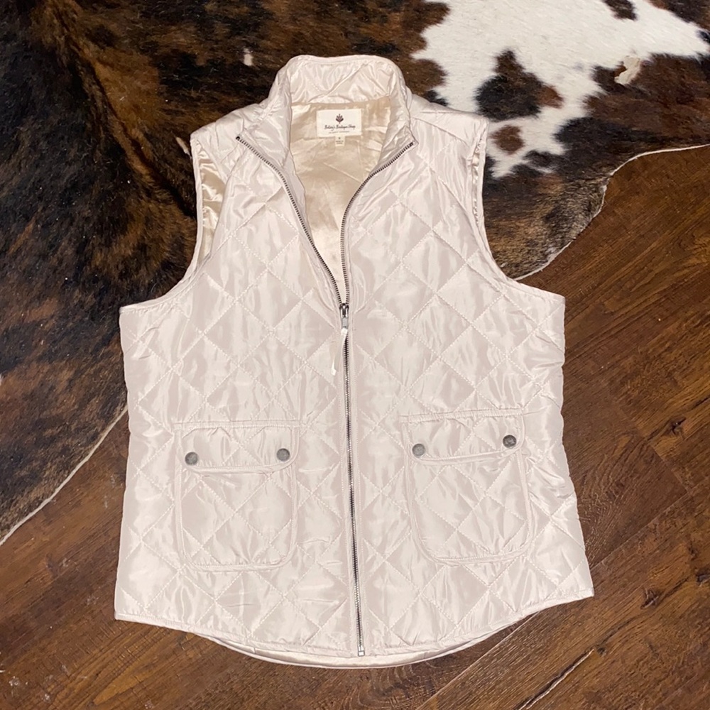 Betsy Boutique Shop Small Zip Up Vest Snap Pocket